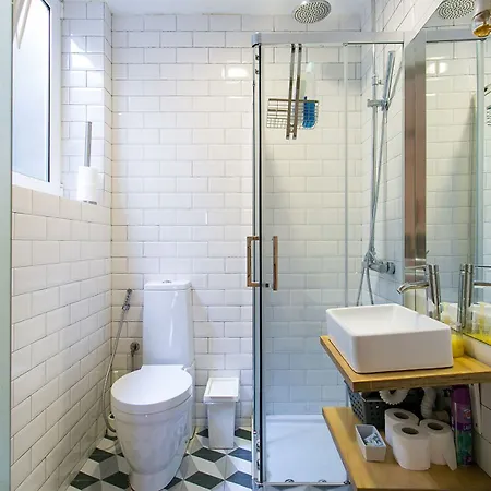 Apartment Joivy Inviting Flat Next To Bica Elevator *